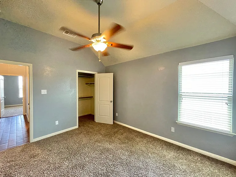 3607 Rusack Dr — Photo 31
