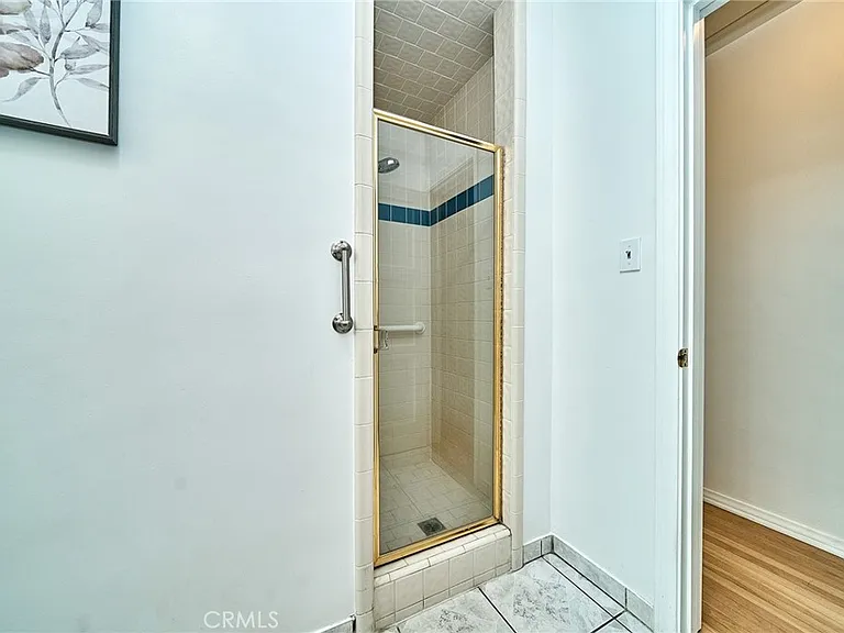 503 Longden Dr — Photo 23
