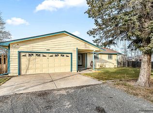 916 Cherry St, Cheyenne, WY 82007