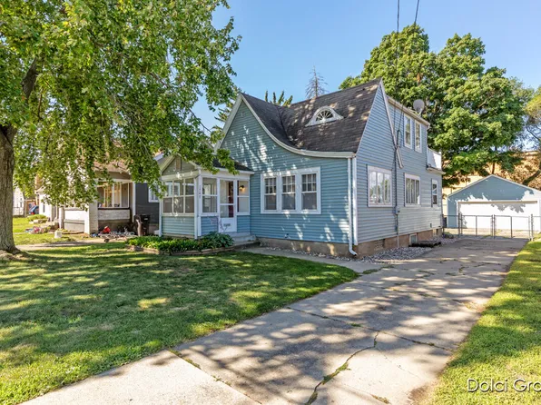 1747 Martindale Ave SW, Wyoming, MI 49509