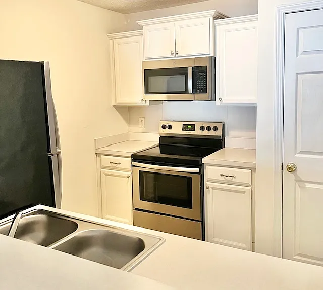 5110 Scarsdale Ave #201 — Photo 2