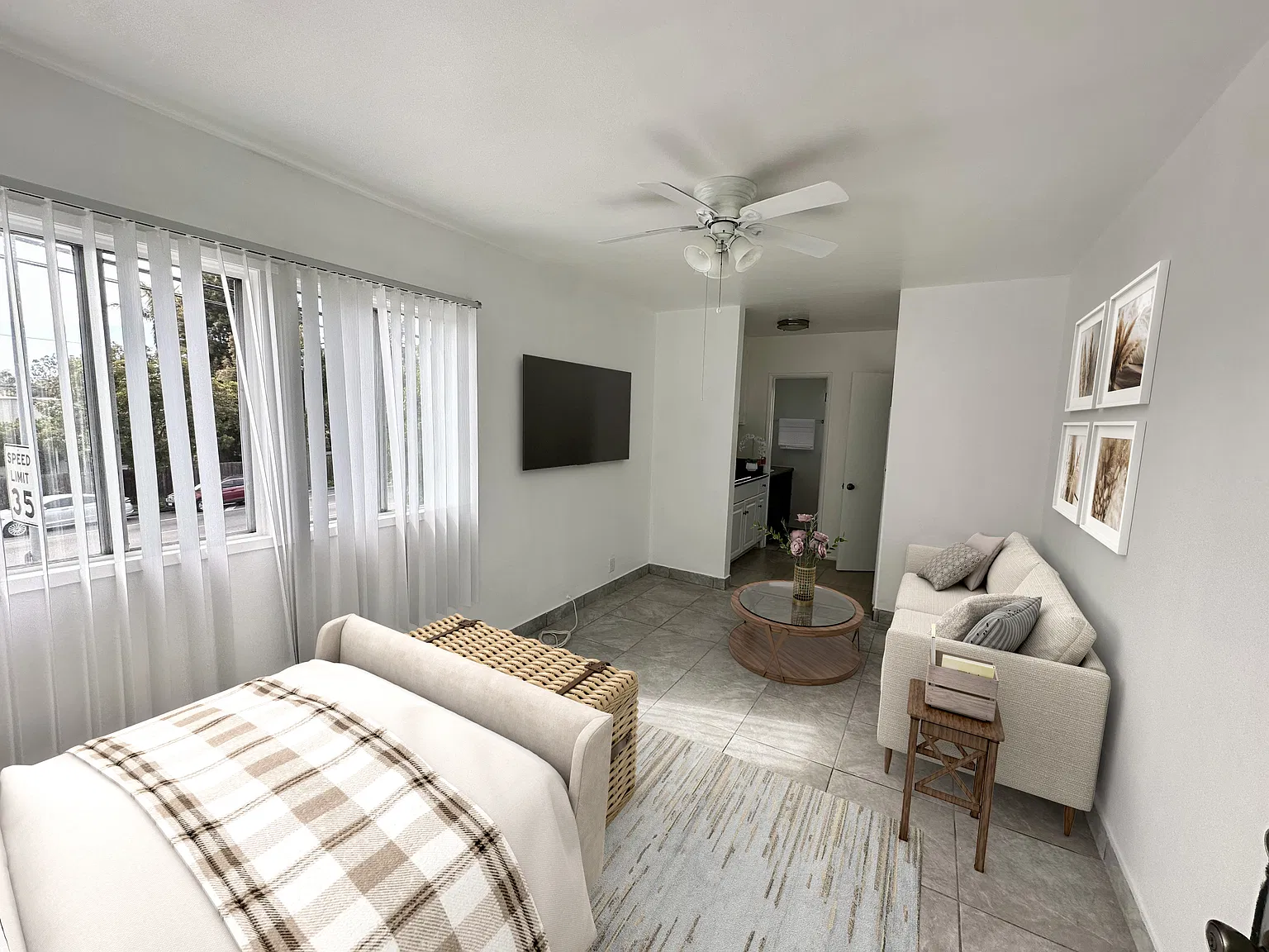 Studio, 450 sqft, $1,495 — Photo 3