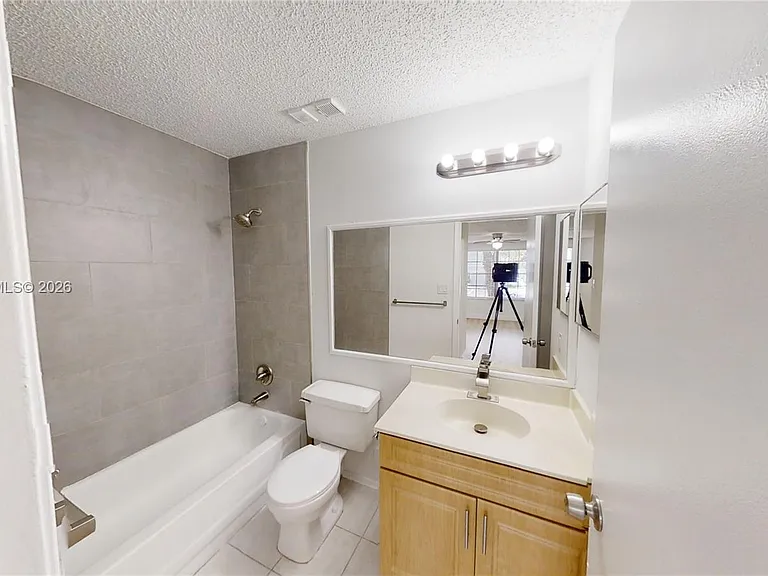 11255 W Atlantic Blvd #106 — Photo 7