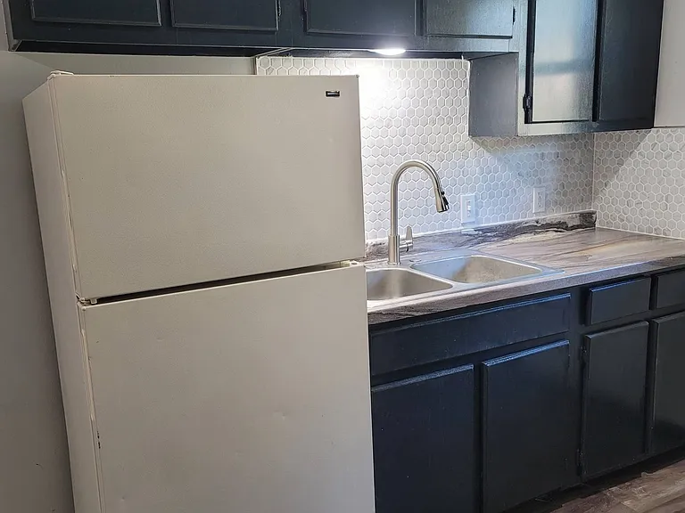 4324 Union Ave — Photo 5