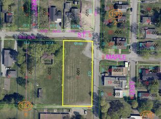 700 W Maple St, Herrin, IL 62948