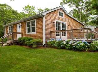 18 Barry Ln, East Hampton, NY 11937