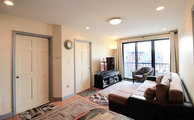 Rented by Compass | media 24