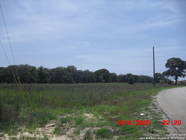2nd image of 787 Lake Valley Dr