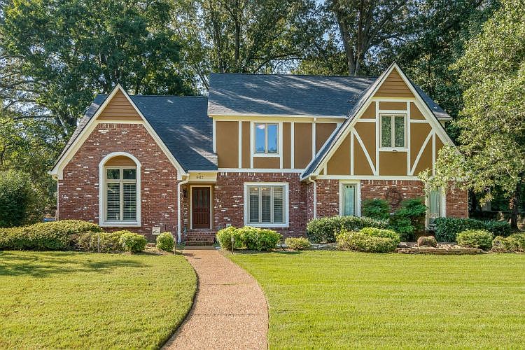 1st image of 8423 Beaverwood Dr