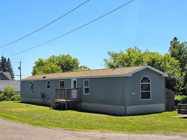 46766 Naumkeg St, Atlantic Mine, MI 49905
