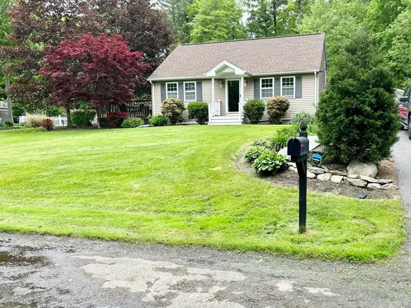 112 Chris Dr, Taunton, MA 02780