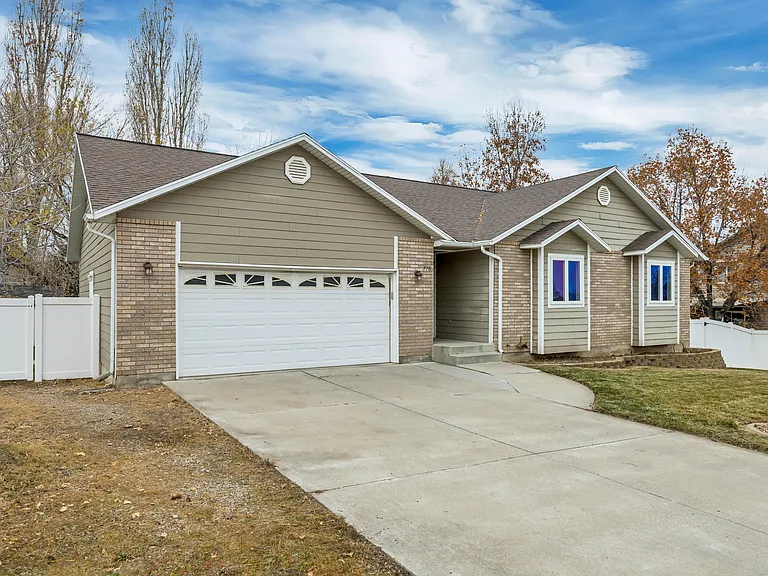 778 S 410 E — Photo 2