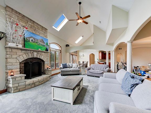 5th image of 22094 Thyme Ln