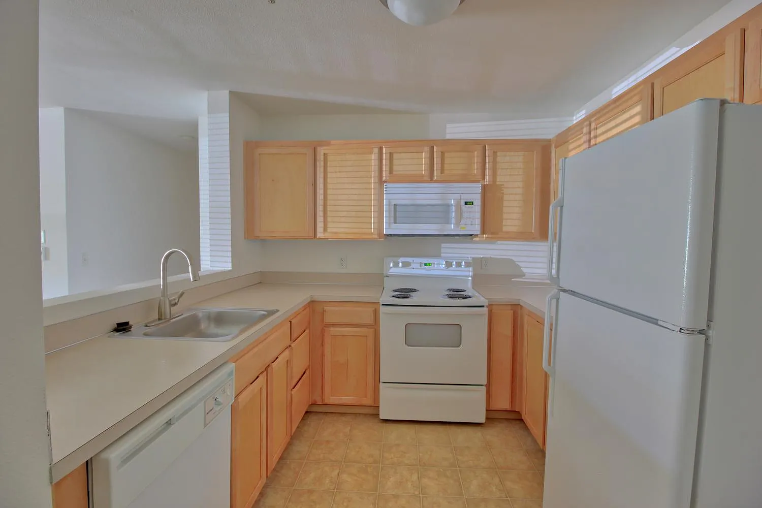 Eola Heights — Photo 2