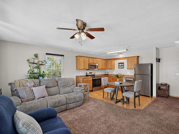 2nd image of 3020 SW Sharmin Ln