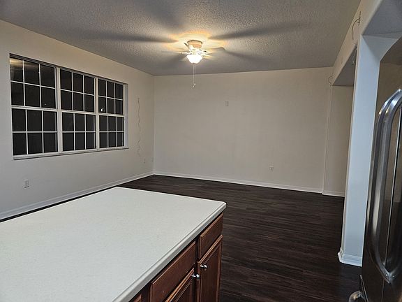 Kitchen/Family room