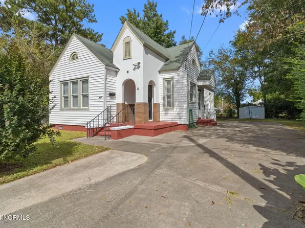 802 Parkview Drive, Elizabeth City, NC 27909