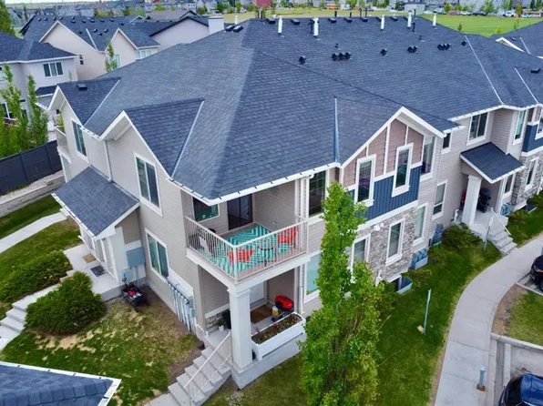 250 E Sage Valley Rd NW #404, Calgary, AB T3R 0R6