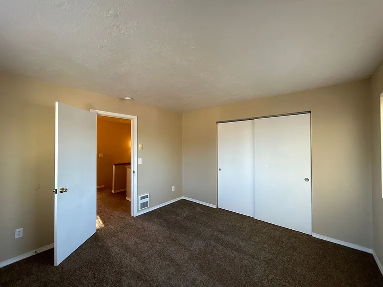 123 W Antler Ave — Photo 7