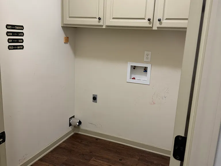 516 Brighton Trl — Photo 16