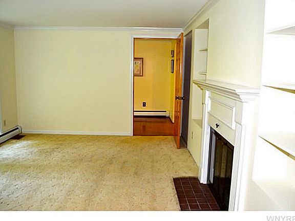 3rd image of 101 N Lincoln Ave