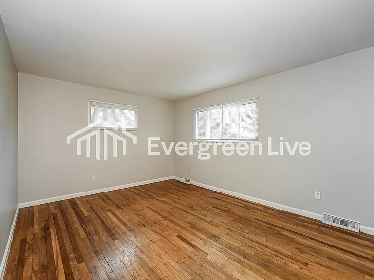 10620 Bradbury Dr — Photo 13