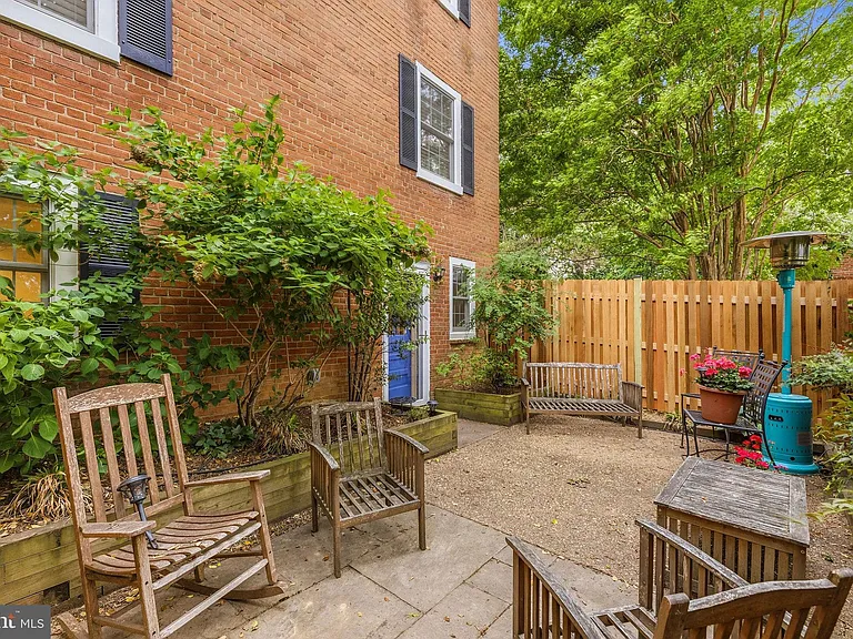 2909 S Dinwiddie St — Photo 22