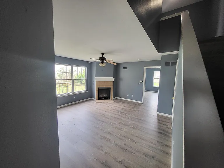 4400 SE Michigan Ave #4400 — Photo 11