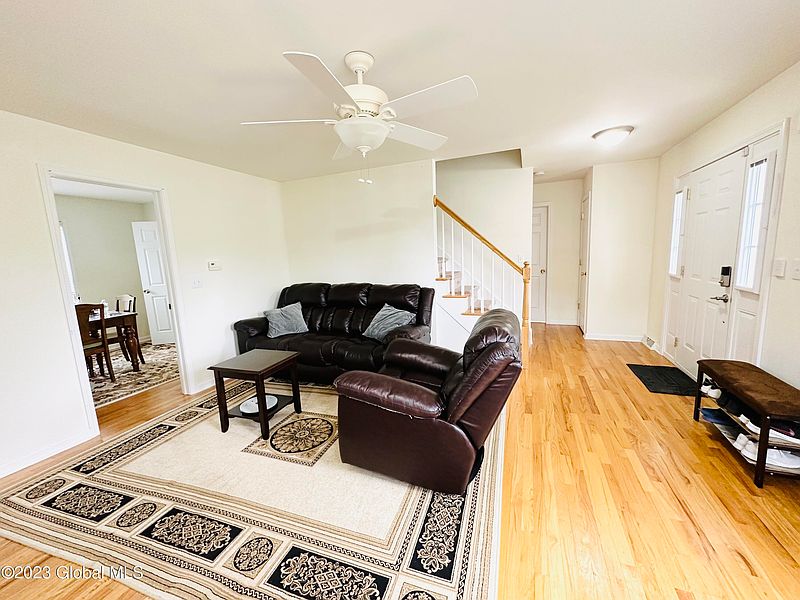 3rd image of 12 Breanna Drive