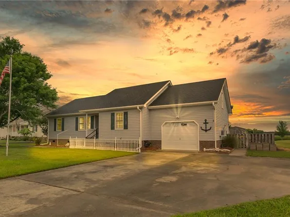 506 Everett Dr, Elizabeth City, NC 27909