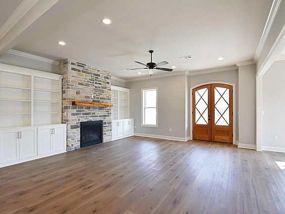 5th image of 138 Ridge Oak Ln