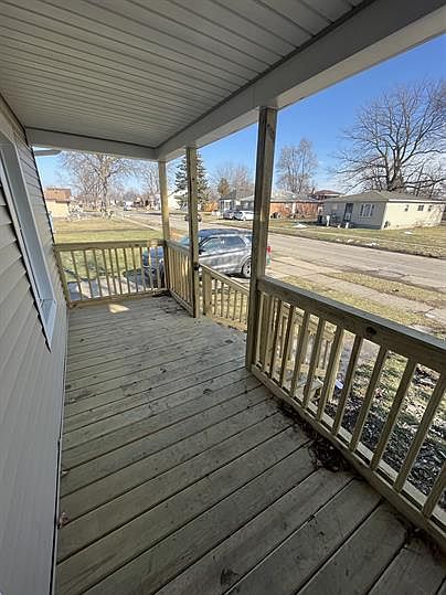 3808 18th St, photo 2