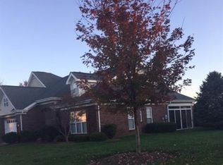 10029 Dominion Village Dr, Charlotte, NC 28269