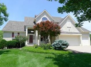 5902 W 145th Ter, Overland Park, KS 66223