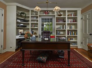 2629 S Hayes St, Arlington, VA 22202