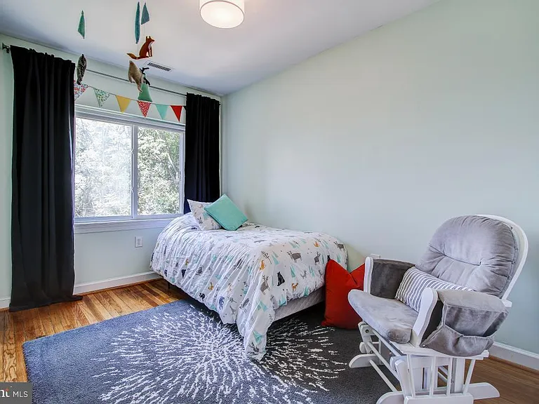 1612 Q St SE — Photo 9