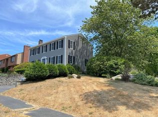 15 Reservoir Rd, Gloucester, MA 01930