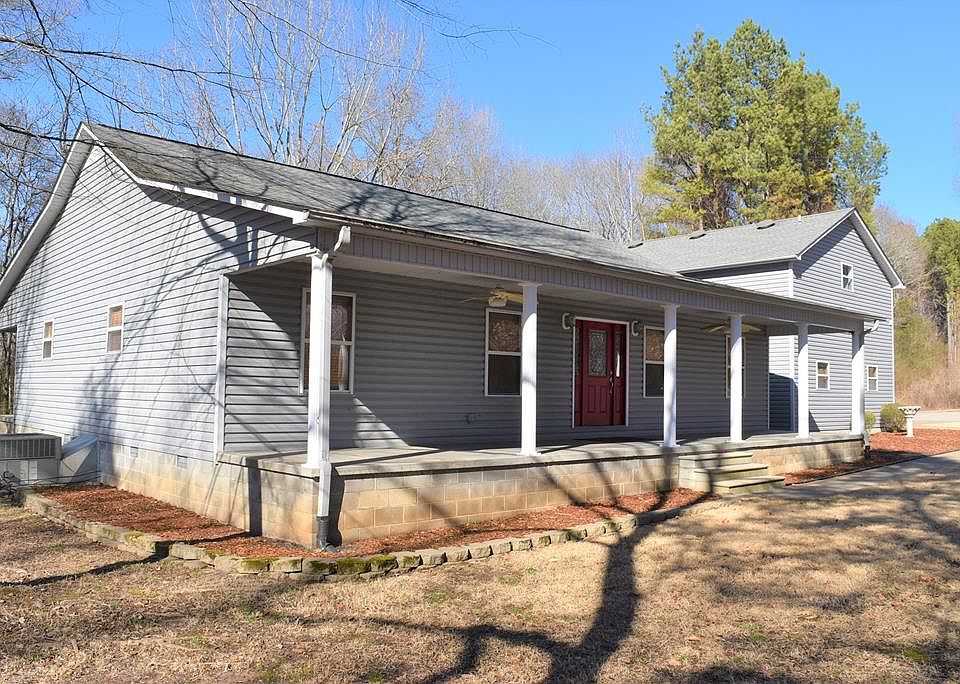 1st image of 501 County Road 596