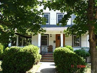 4th image of 7 Highland Blvd