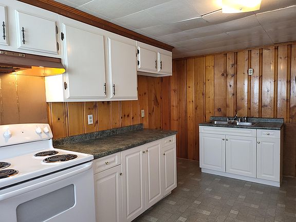 4th image of 321 W Main St #4