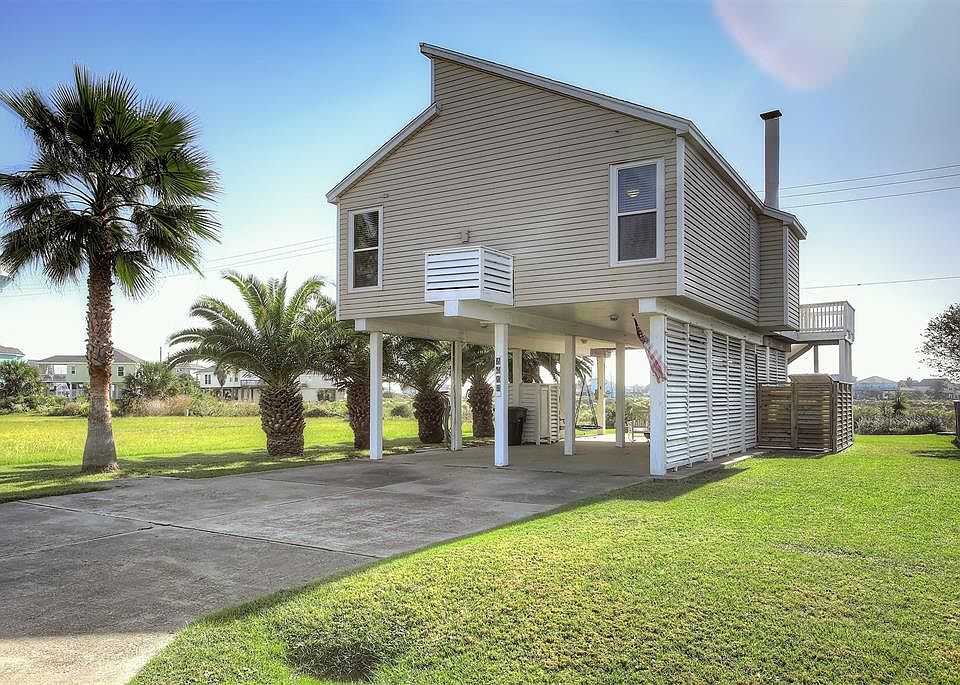 1st image of 4125 Isla Del Sol