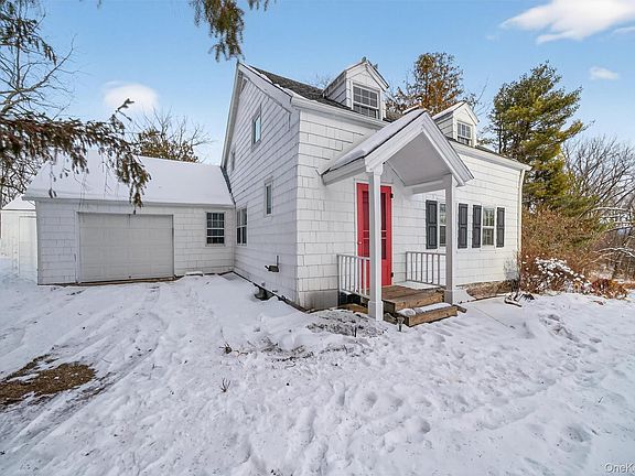 4th image of 74 Onderdonk Road