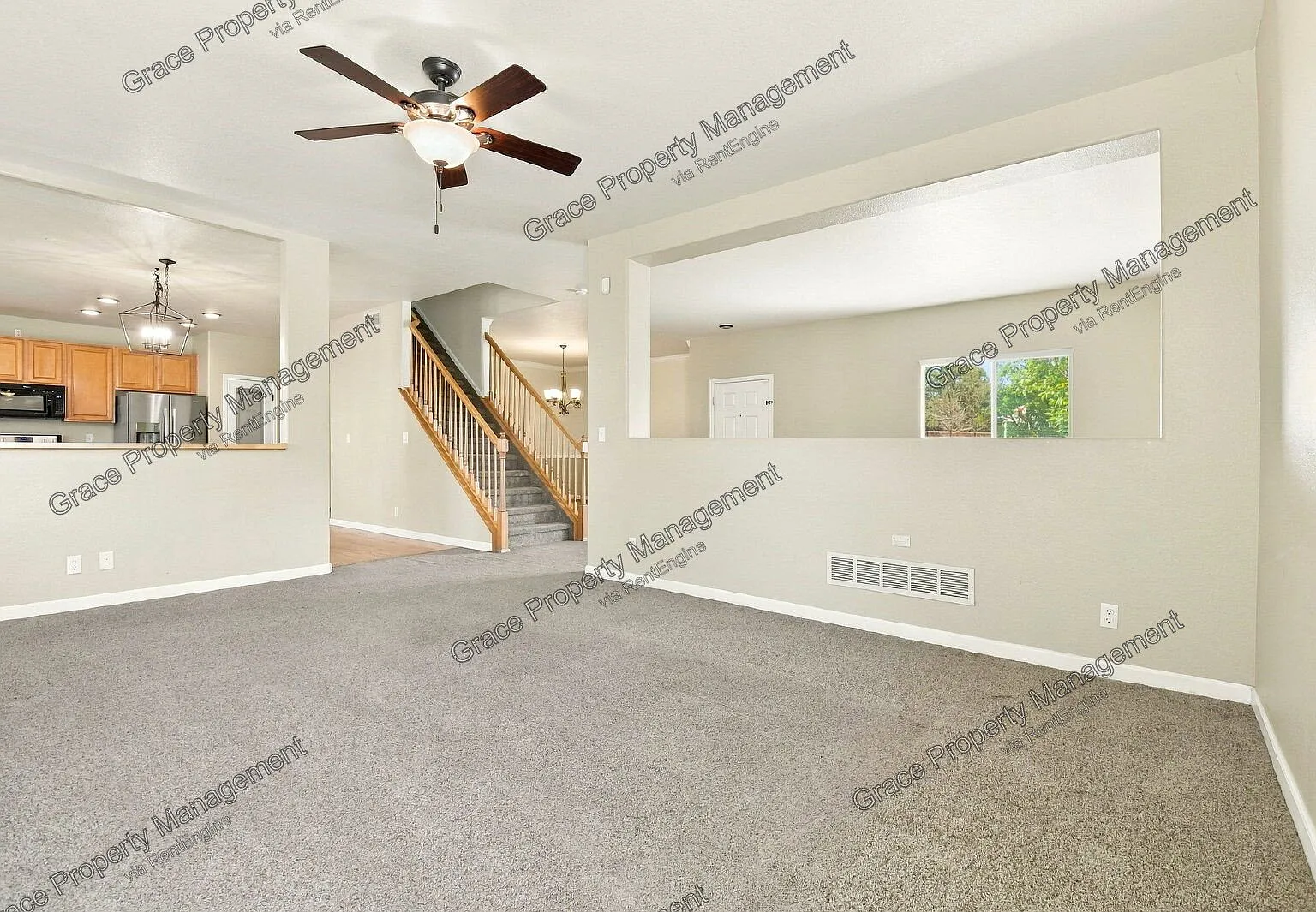 5 bed, 2.5 bath, 3619 sqft, $4,275 — Photo 4