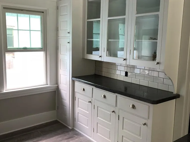 96 Virgil Ave #2 — Photo 9