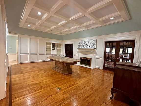 5th image of 26414 Pin Oak Dr