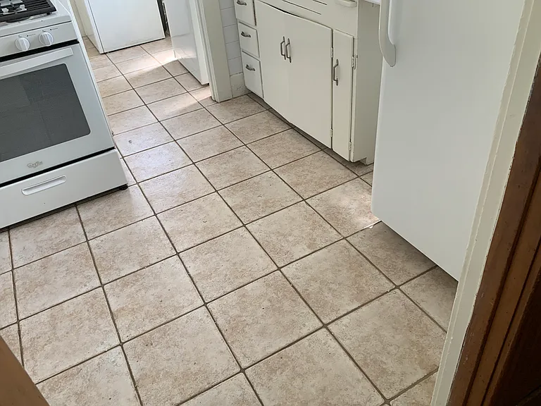 3901 Goldfinch St — Photo 22