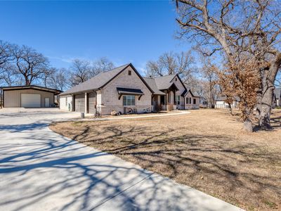 112 Clayton Xing, Springtown, TX, 76082