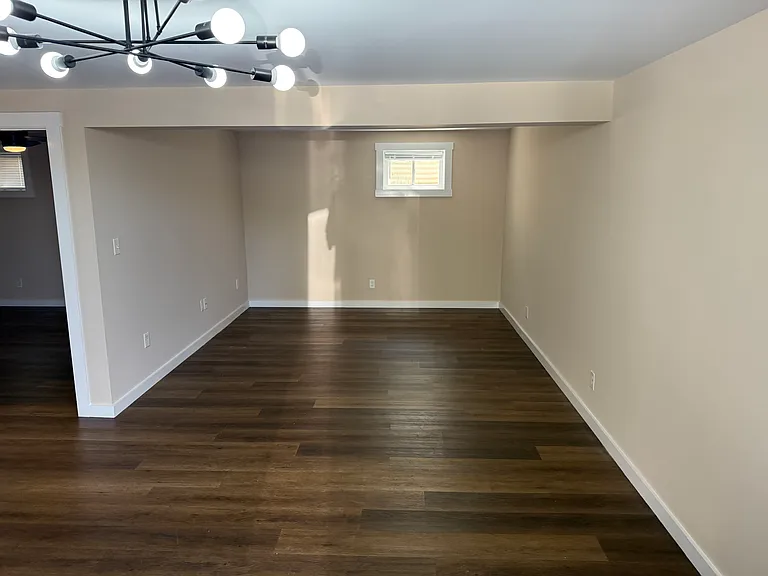 411 Dorrier Dr — Photo 6