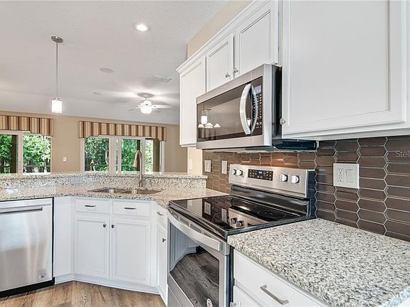 5th image of 10823 Duck Hook Ct