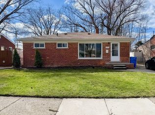 22203 Logue Ave, Warren, MI